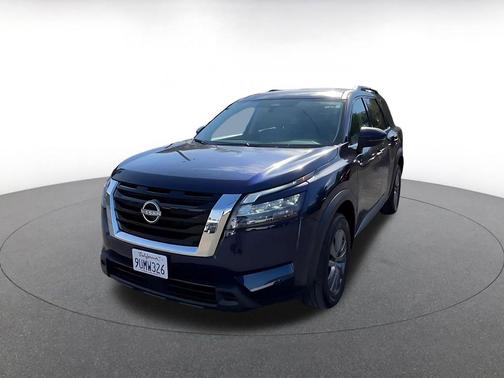 Deep Ocean Blue Pearl 2025 Nissan Pathfinder SV FWD