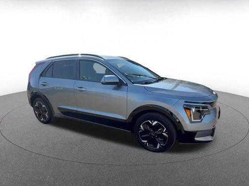 2023 Kia Niro EV Wind