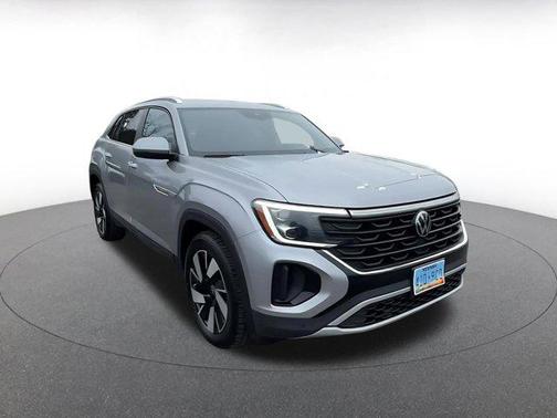 2025 Volkswagen Atlas Cross Sport 2.0T SE w/Technology 4MOTION