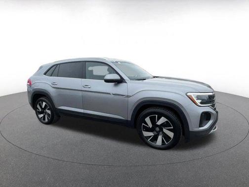 2025 Volkswagen Atlas Cross Sport 2.0T SE w/Technology 4MOTION