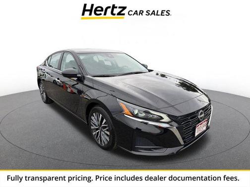Super Black 2025 Nissan Altima SV FWD