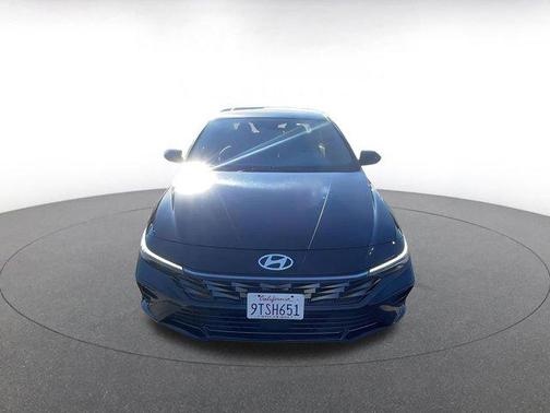 2025 Hyundai ELANTRA SEL