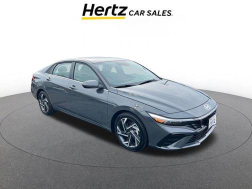 2025 Hyundai ELANTRA SEL