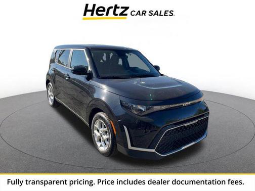 Fusion Black 2025 Kia Soul LX