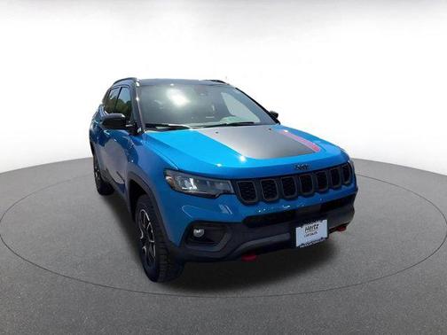 Hydro Blue Pearlcoat 2025 Jeep Compass Trailhawk