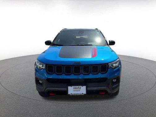 Hydro Blue Pearlcoat 2025 Jeep Compass Trailhawk
