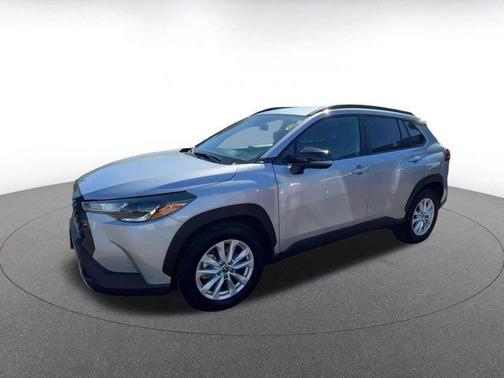 2025 Toyota Corolla Cross LE