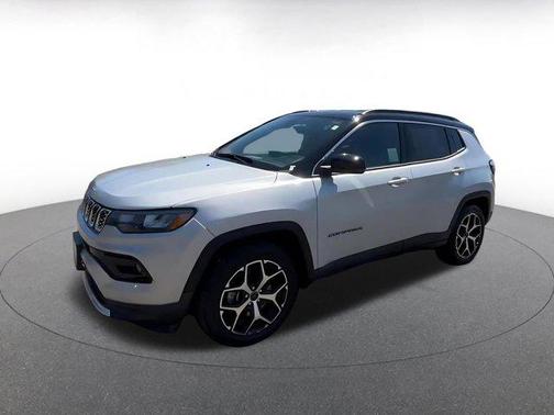 Silver Zynith Metallic Clearcoat 2025 Jeep Compass Limited