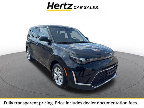 Fusion Black 2025 Kia Soul LX