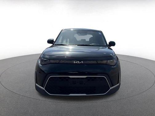 Fusion Black 2025 Kia Soul LX