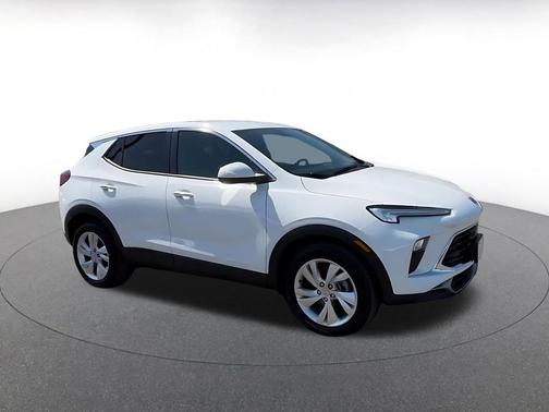 Summit White 2025 Buick Encore GX Preferred