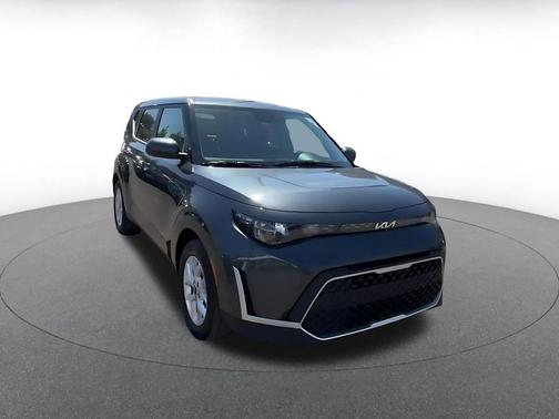 Gravity Gray 2025 Kia Soul LX