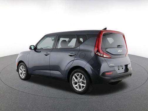 Gravity Gray 2025 Kia Soul LX