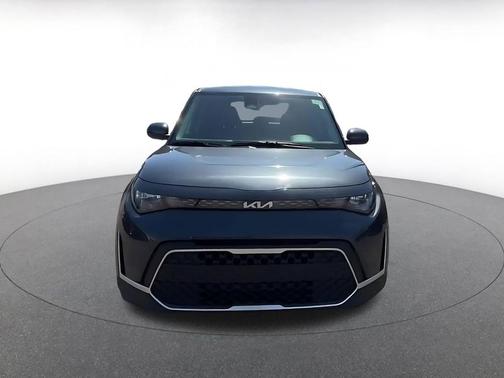 Gravity Gray 2025 Kia Soul LX