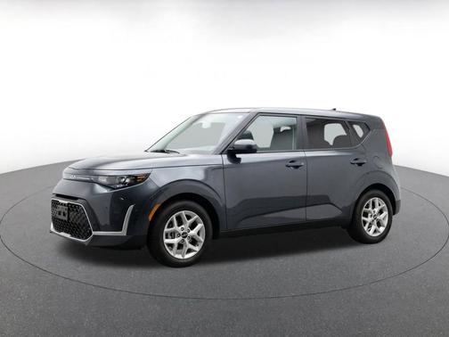 Gravity Gray 2025 Kia Soul LX
