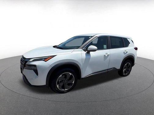 Everest White Pearl 2025 Nissan Rogue SV