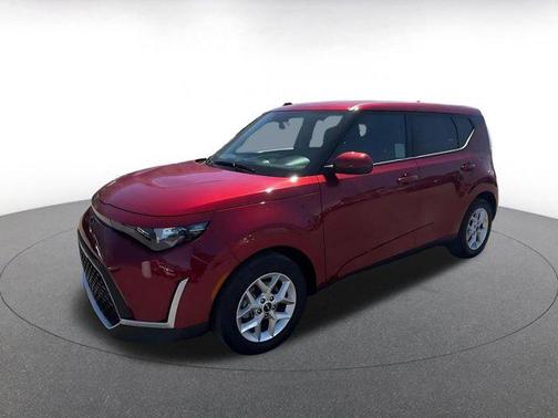 Mars Orange 2025 Kia Soul LX