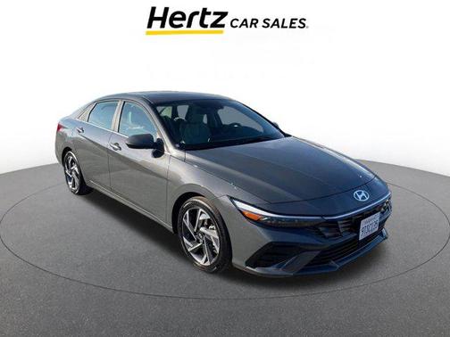 2025 Hyundai ELANTRA Limited