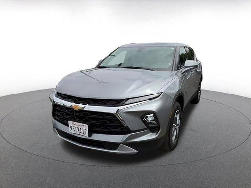 Sterling Gray Metallic 2025 Chevrolet Blazer 2LT