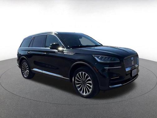 Infinite Black Metallic Clearcoat 2024 Lincoln Aviator Reserve