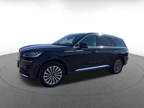 Infinite Black Metallic Clearcoat 2024 Lincoln Aviator Reserve