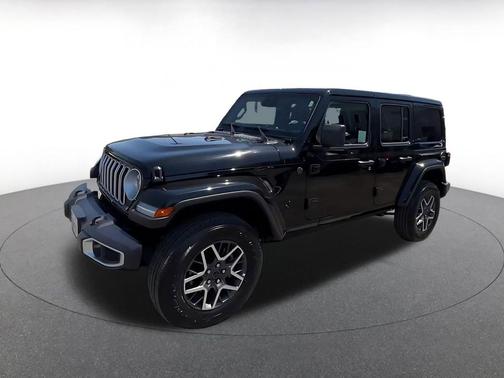 Black Clearcoat 2025 Jeep Wrangler 4-Door Sahara 4x4