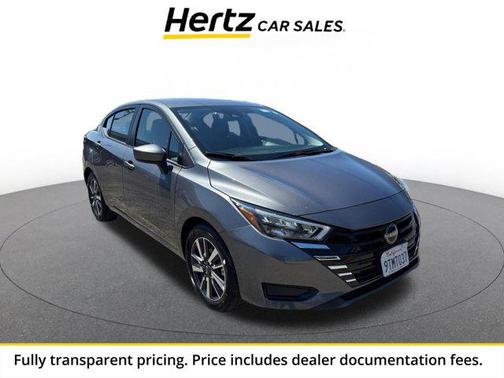 Gun Metallic 2025 Nissan Versa 1.6 SV