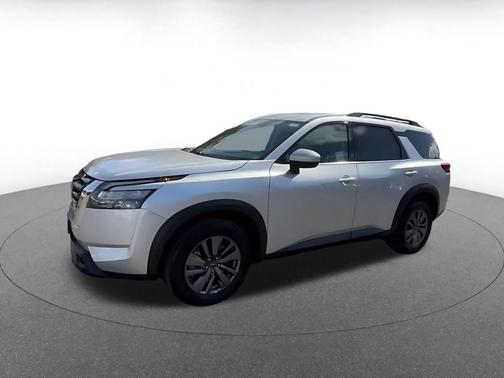 Brilliant Silver Metallic 2025 Nissan Pathfinder SV FWD