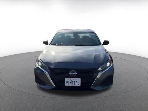 Gun Metallic 2025 Nissan Altima SV FWD
