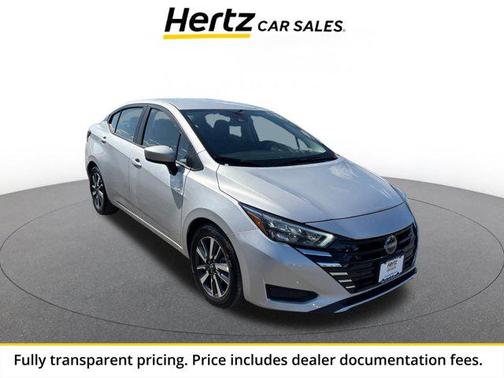 Brilliant Silver Metallic 2025 Nissan Versa 1.6 SV