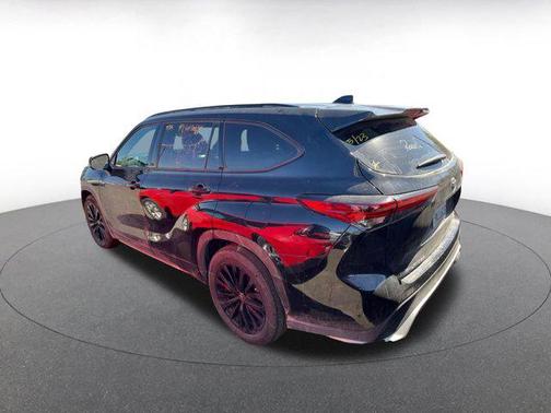 2024 Toyota Highlander XSE