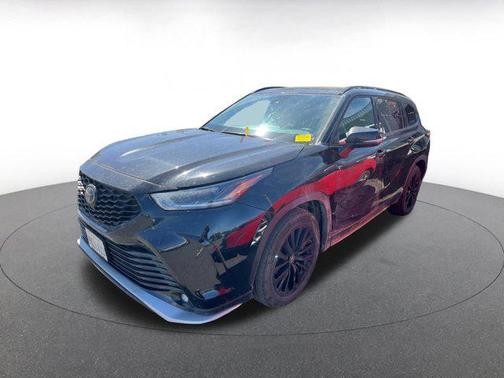 2024 Toyota Highlander XSE