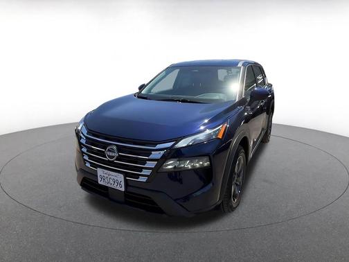 Deep Ocean Blue Pearl 2025 Nissan Rogue SV