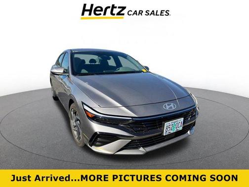 2025 Hyundai ELANTRA SEL