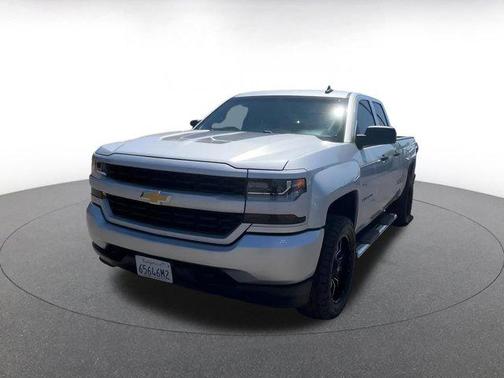 2018 Chevrolet Silverado 1500 Custom