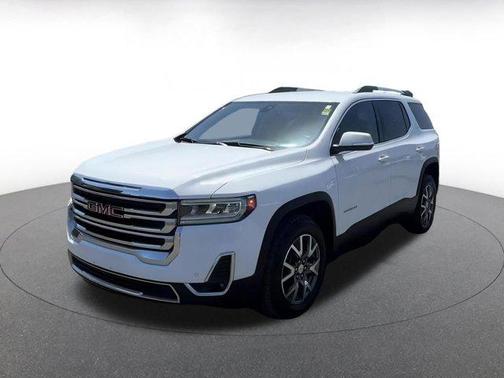 2023 GMC Acadia AWD SLT