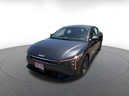 Interstellar Gray 2025 Kia K4 LXS