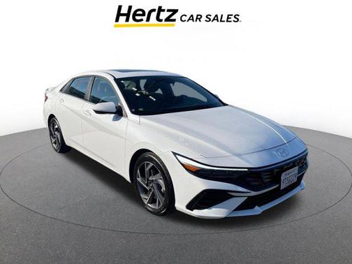 2025 Hyundai ELANTRA SEL