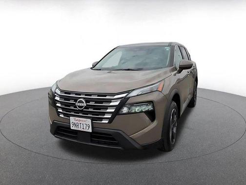 Baja Storm Metallic 2025 Nissan Rogue SV