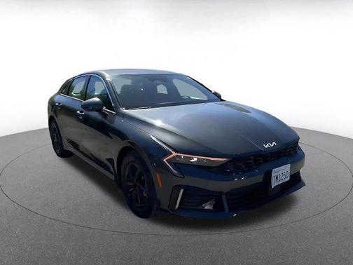 Interstellar Gray 2025 Kia K5 LXS
