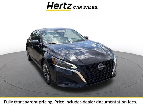 Super Black 2025 Nissan Altima SV FWD
