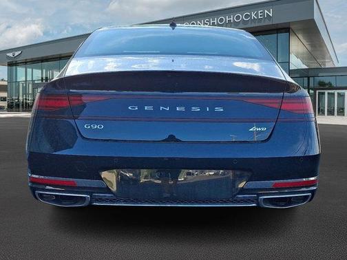 Vik Black 2026 Genesis G90 3.5T e-SC