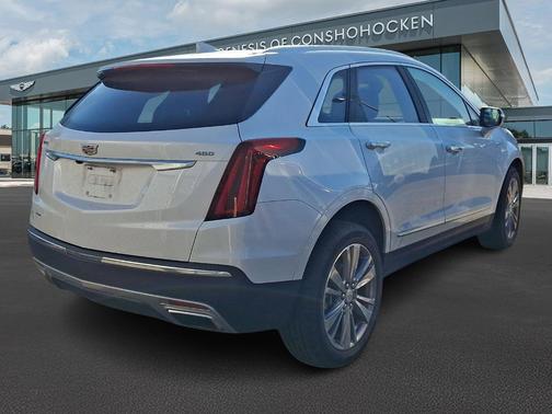 Crystal White Tri-Coat 2024 Cadillac XT5 Premium Luxury