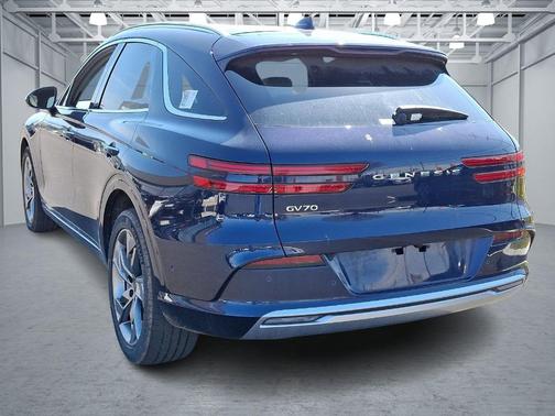 2025 Genesis Electrified GV70 Advanced