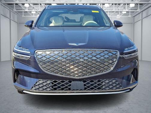 2025 Genesis Electrified GV70 Advanced