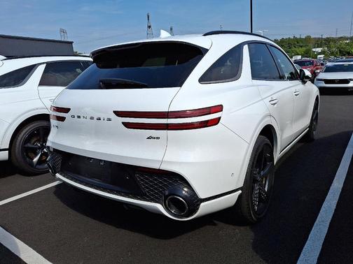 2023 Genesis GV70 2.5T