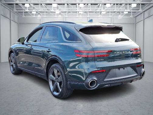 2023 Genesis GV70 2.5T