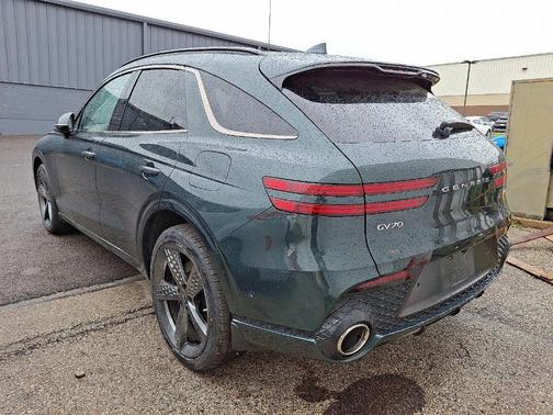 2023 Genesis GV70 2.5T
