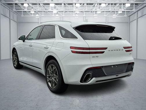 2025 Genesis GV70 2.5T