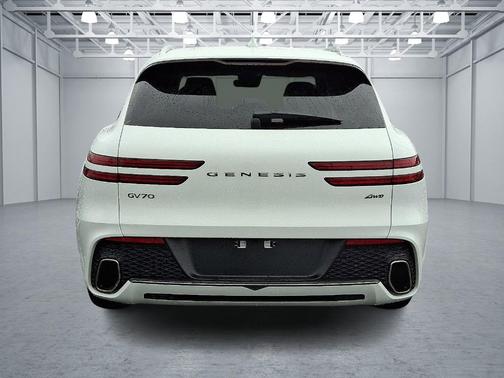2025 Genesis GV70 2.5T